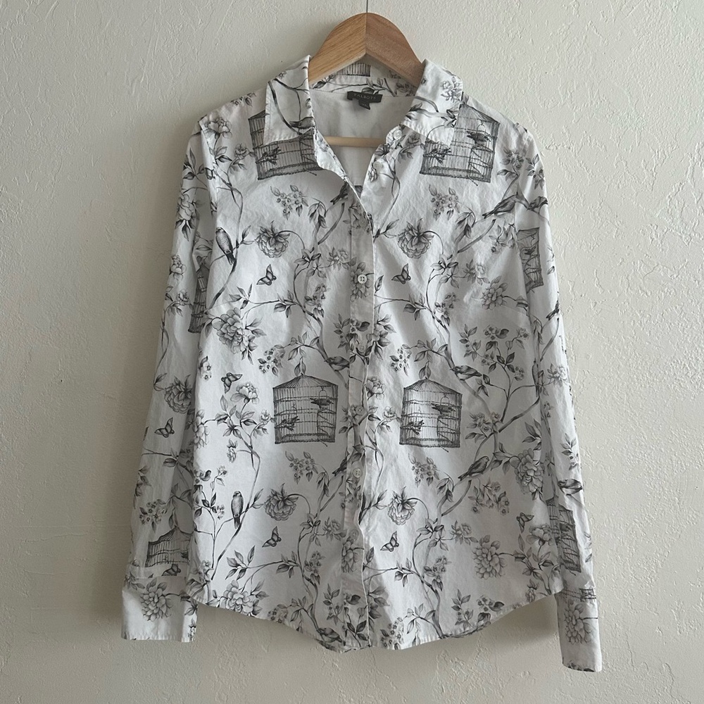 Talbots Floral Button up Size XS Whimsical Birdcages and Butterflies Office-wear